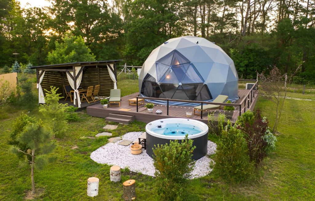 GLAMP 35  Ø6,7m ▪︎ 35m² | TOATE ANOTIMPURILE